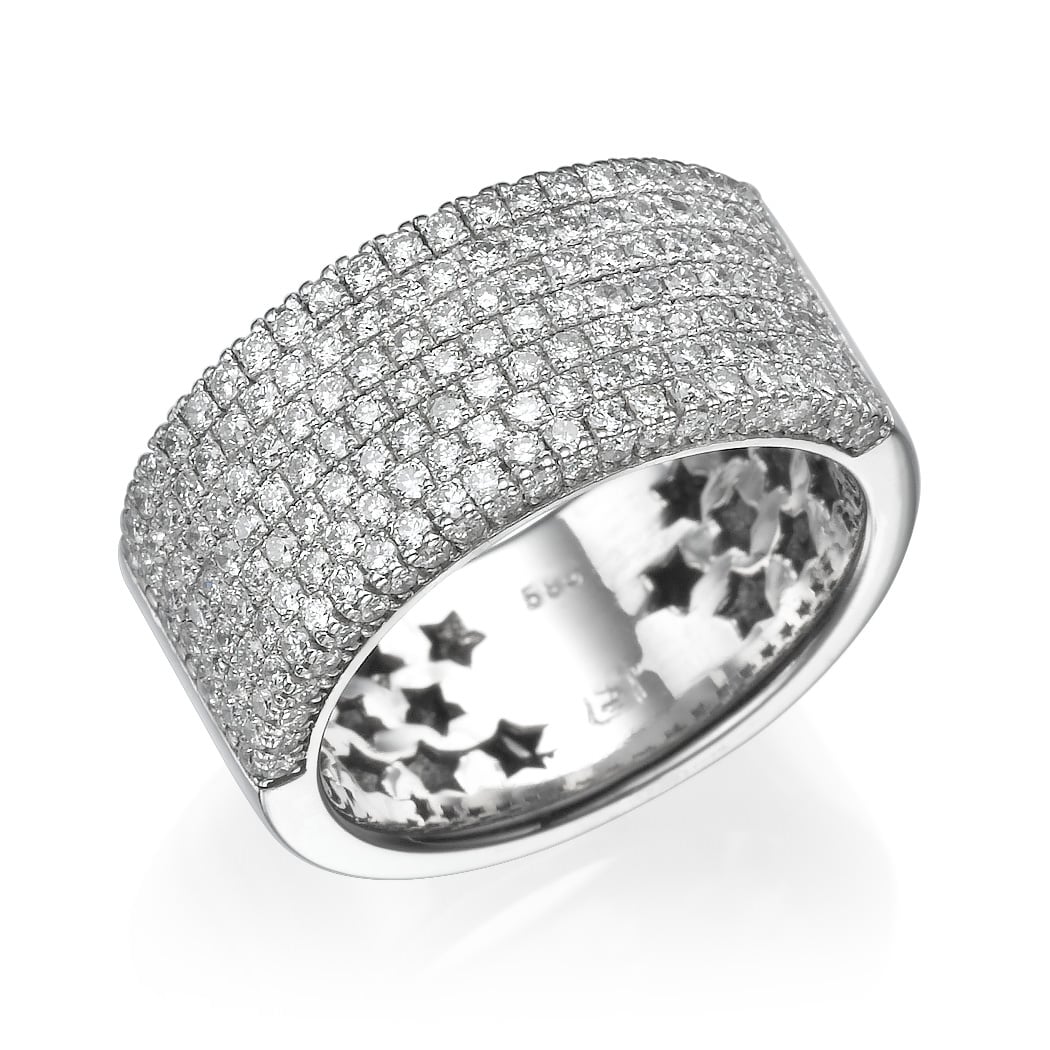 14k white gold ring, set with diamonds