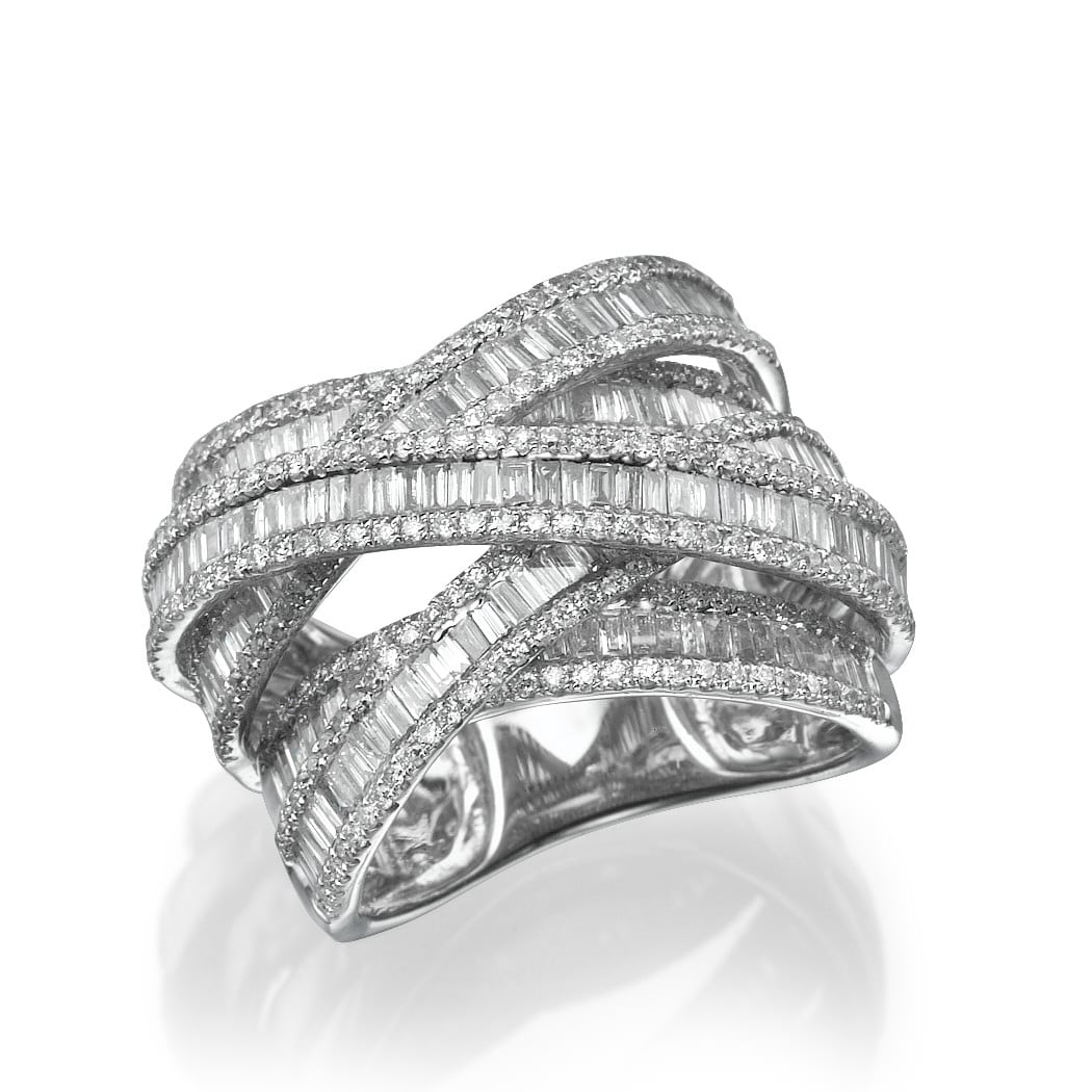 טבעת זהב-לבן 14 קראט, משובצת יהלומים