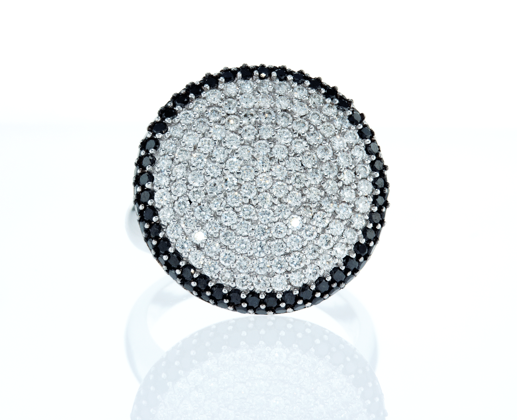 טבעת יהלומים