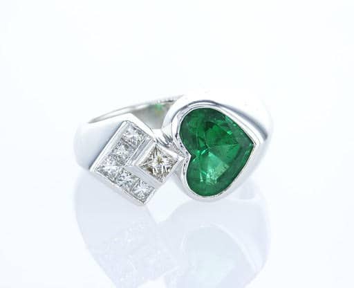 טבעת יהלומים