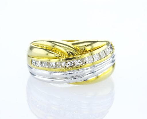 טבעת יהלומים